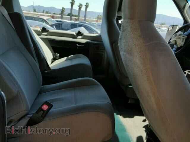 2010 FORD ECONOLINE - VIN: 1FBNE3BL3ADB00950 - Photo 6