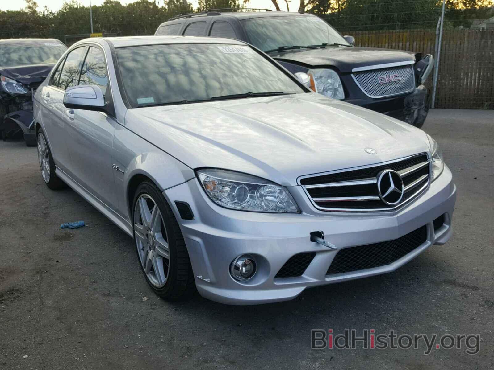 Photo WDDGF77X89F217420 - MERCEDES-BENZ C63 2009