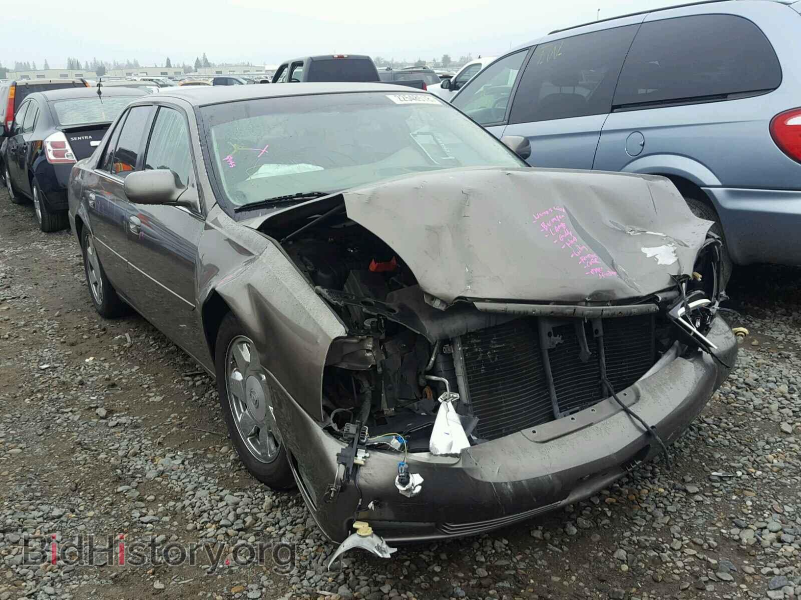 Photo 1G6KF5795YU312279 - CADILLAC DEVILLE 2000