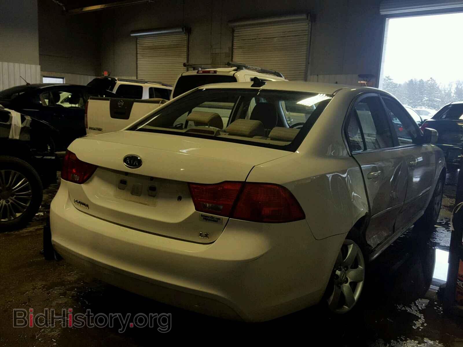 2009 KIA OPTIMA - VIN: KNAGE228595324136 - Фото 4