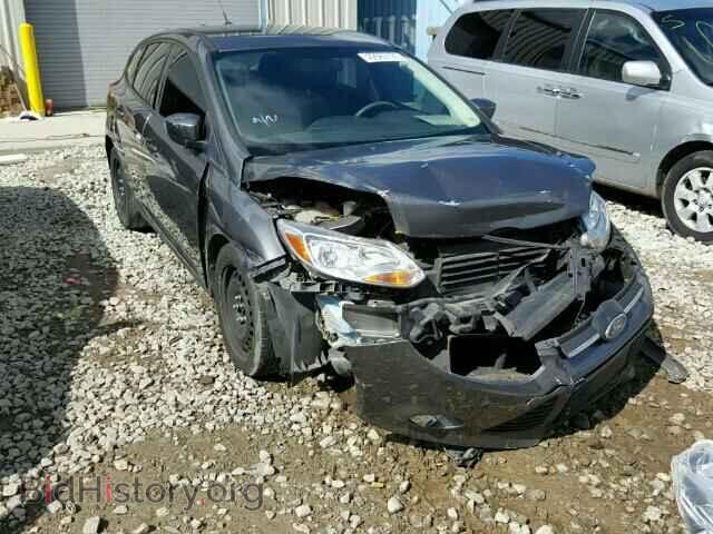 Photo 1FAHP3K28CL334302 - FORD FOCUS 2012