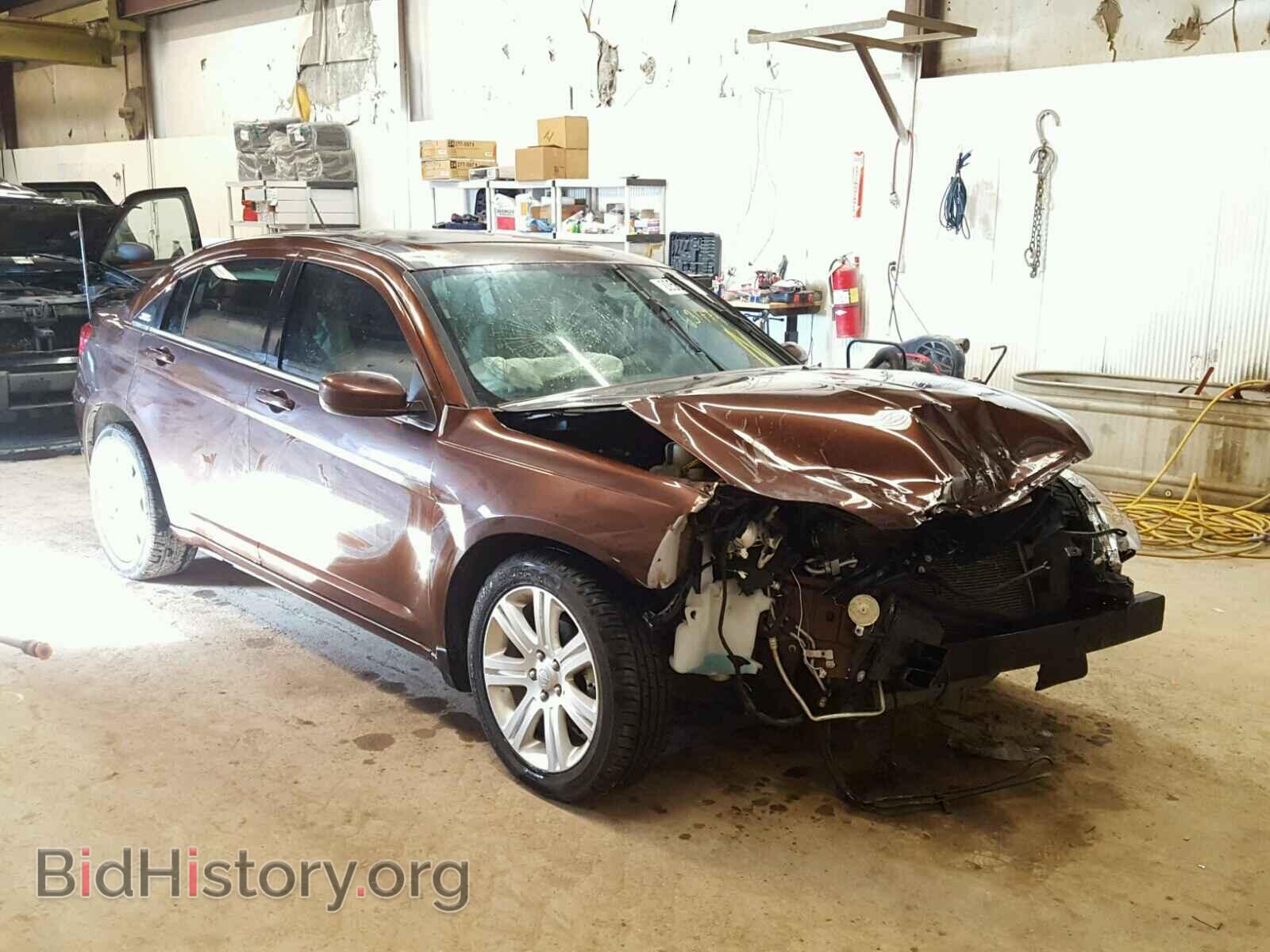 Фотография 1C3CCBBB5DN631774 - CHRYSLER 200 2013