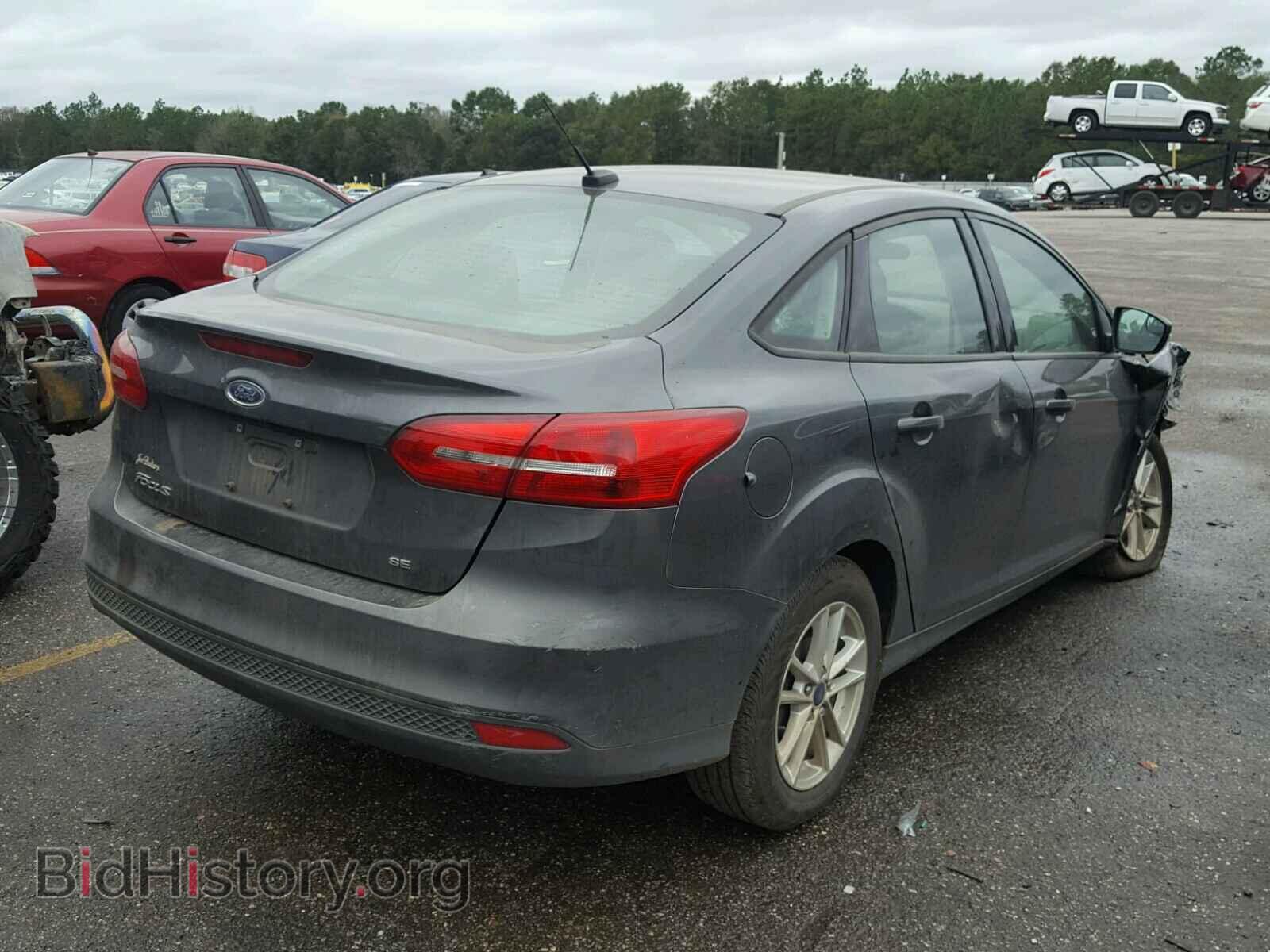 2017 FORD FOCUS - VIN: 1FADP3F2XHL212878 - Photo 4