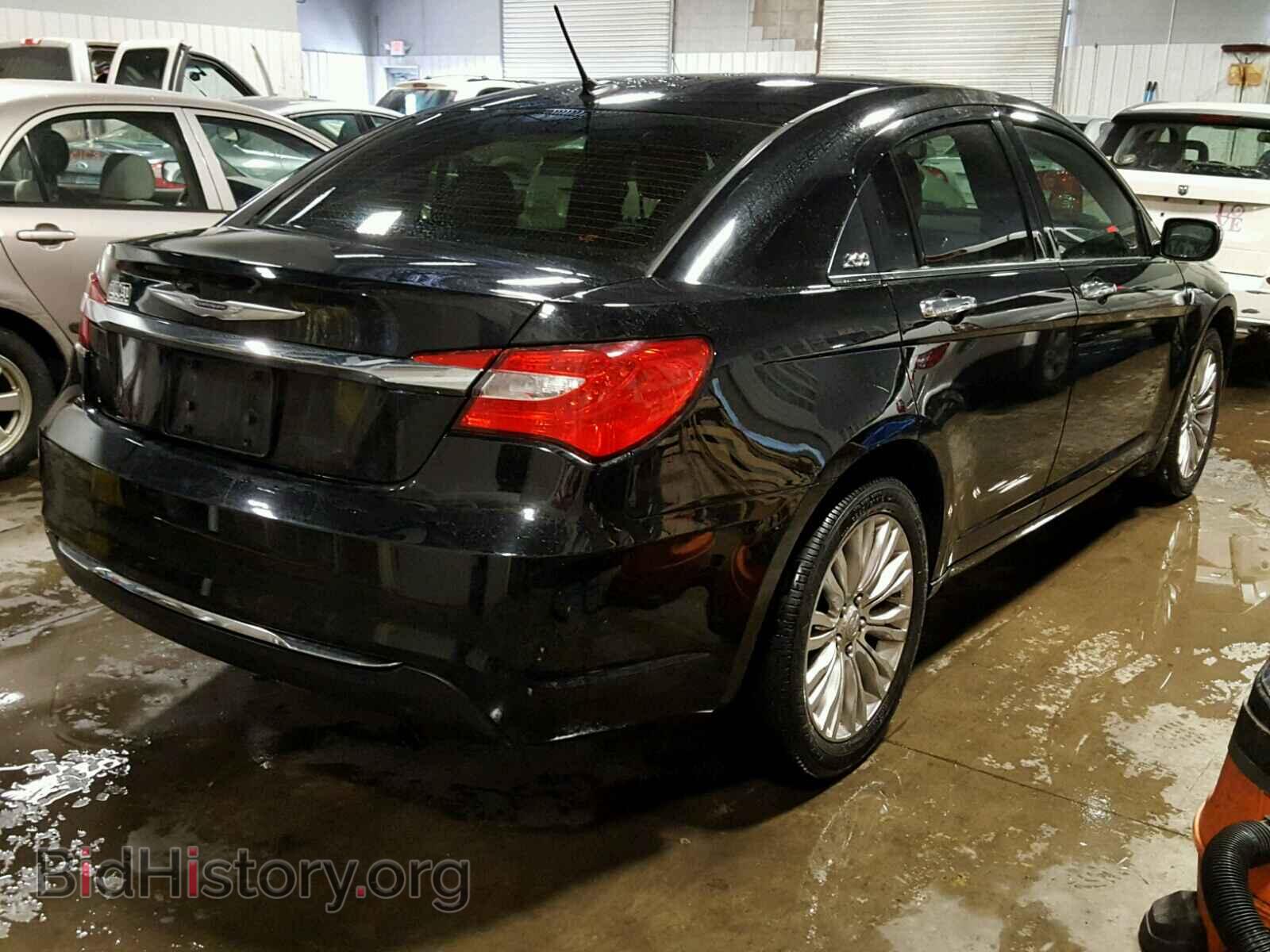 2011 CHRYSLER 200 - VIN: 1C3BC2FB0BN578808 - Фото 4