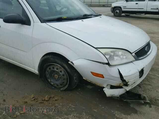 2005 FORD FOCUS - VIN: 1FAFP34N25W306155 - Фото 9