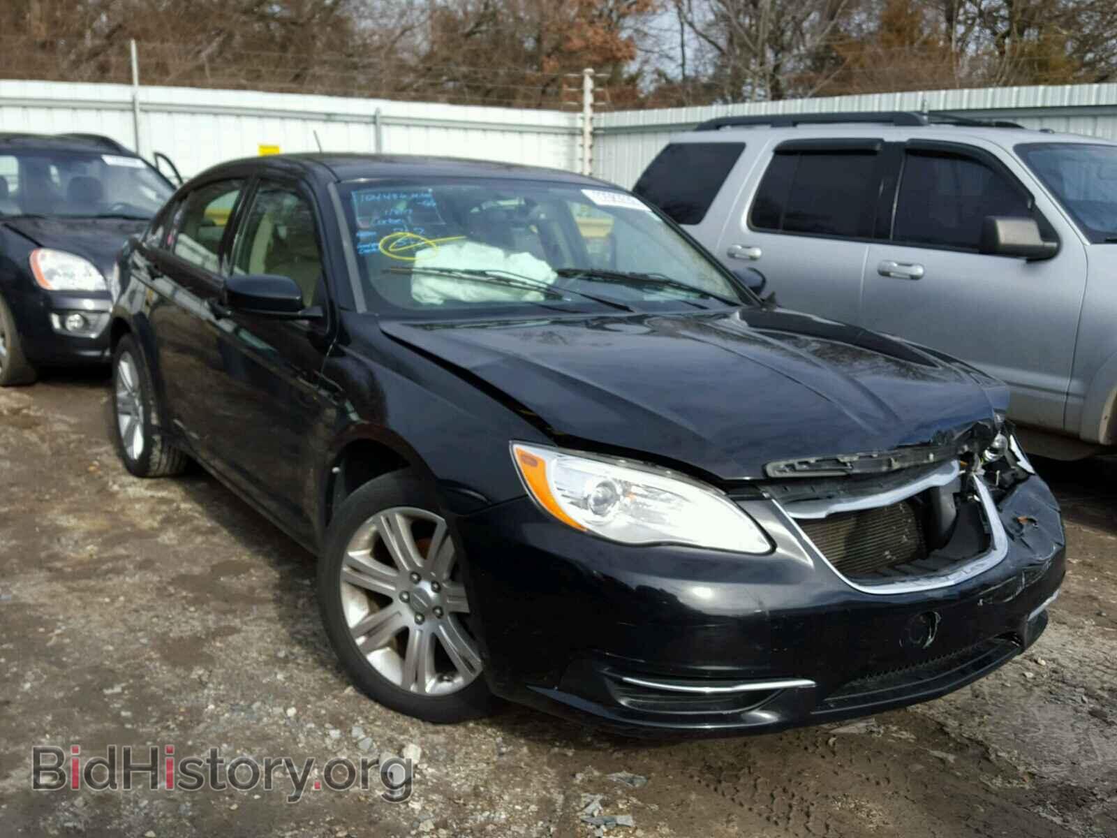 Photo 1C3BC1FG7BN569626 - CHRYSLER 200 2011