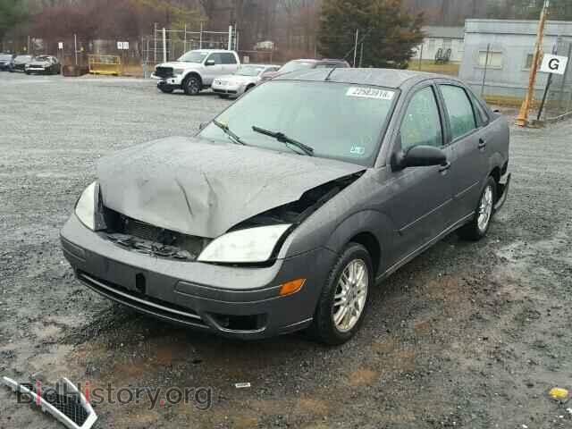 2005 FORD FOCUS - VIN: 1FAFP34NX5W159812 - Фото 2