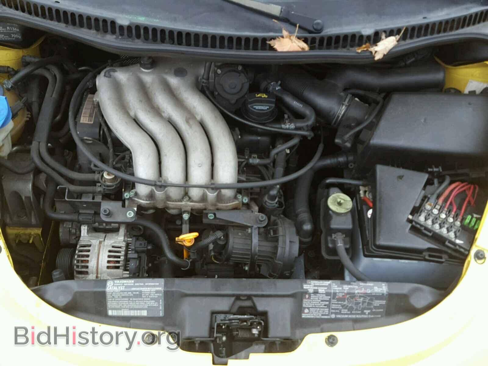 2000 VOLKSWAGEN BEETLE - VIN: 3VWCC21C3YM437487 - Фото 7