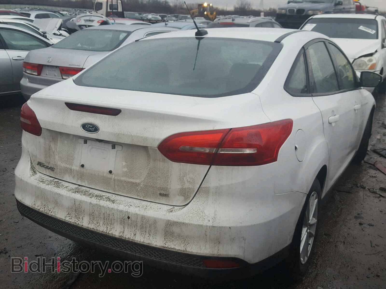 2017 FORD FOCUS - VIN: 1FADP3F23HL346986 - Photo 4