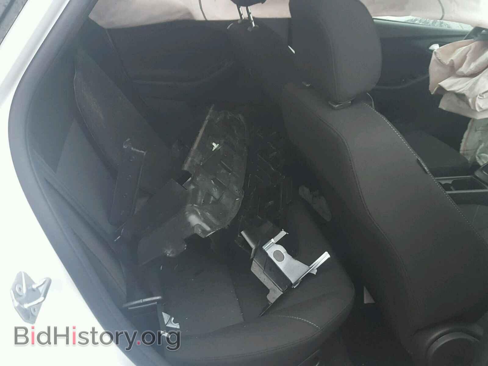 2017 FORD FOCUS - VIN: 1FADP3F23HL346986 - Photo 6