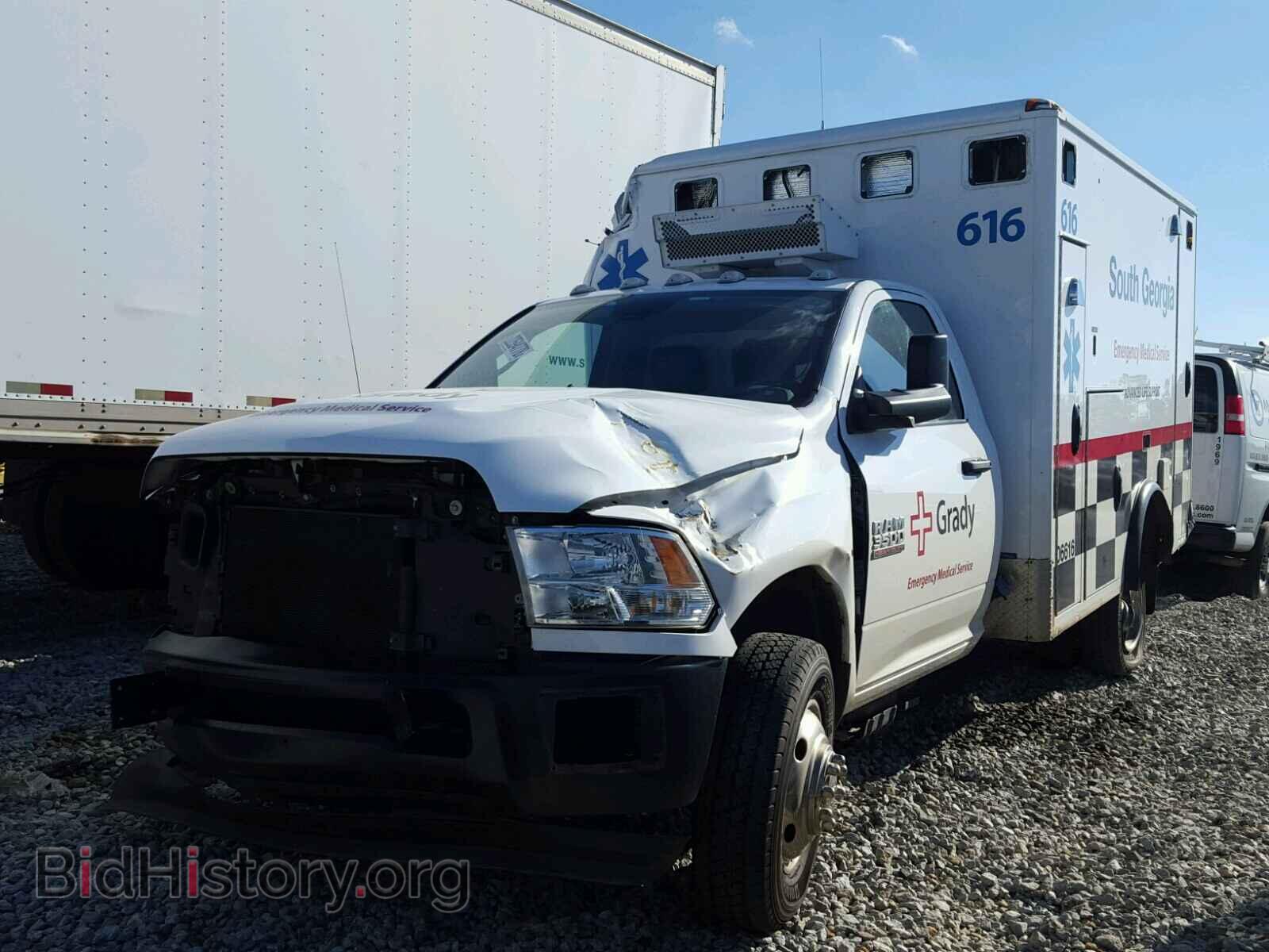 2015 RAM 3500 - VIN: 3C7WRSBLXFG632059 - Фото 2