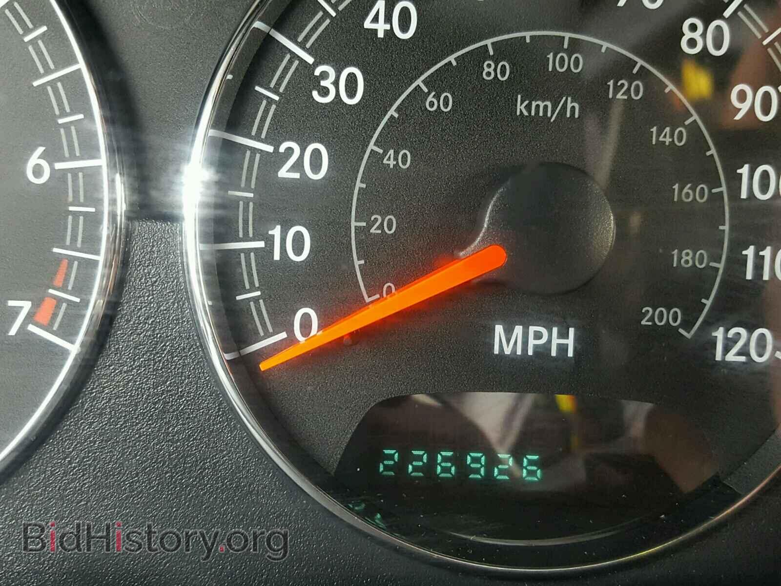 2004 CHRYSLER SEBRING - VIN: 1C3EL46X34N370719 - Фото 8