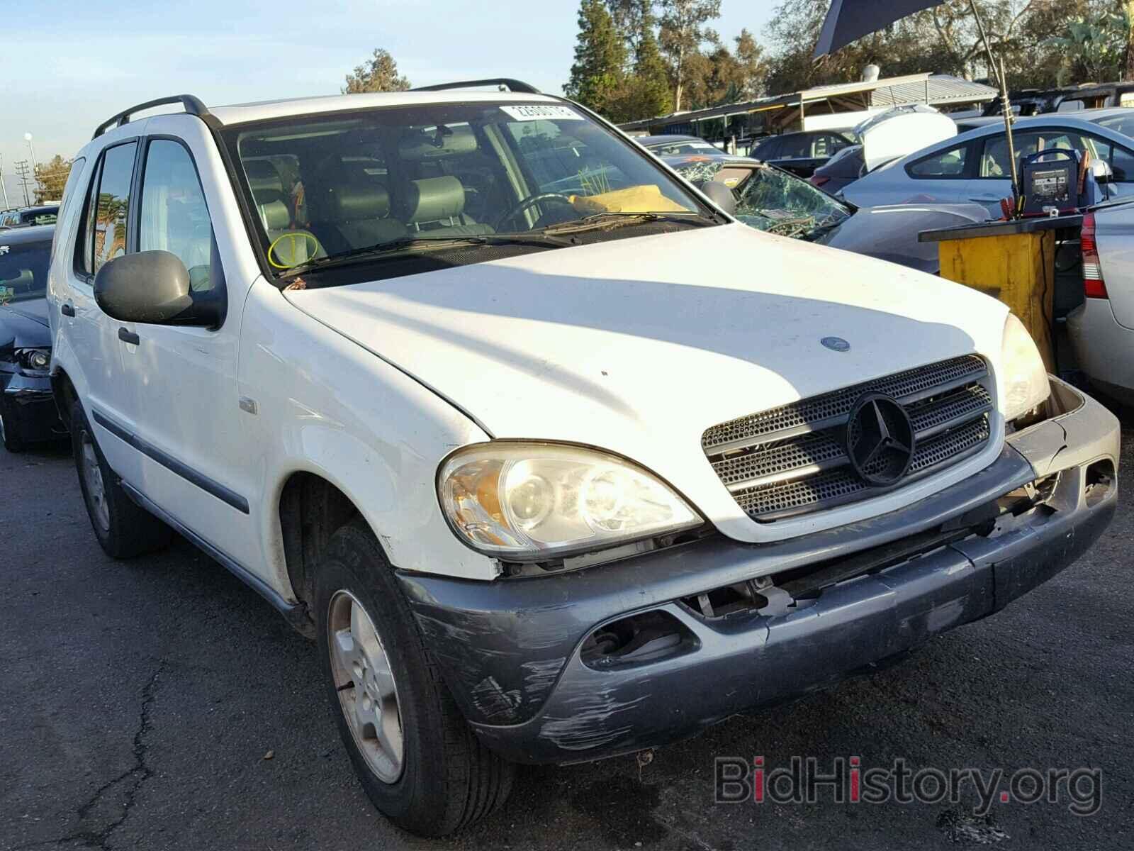 Photo 4JGAB54E2XA059343 - MERCEDES-BENZ ML 320 1999