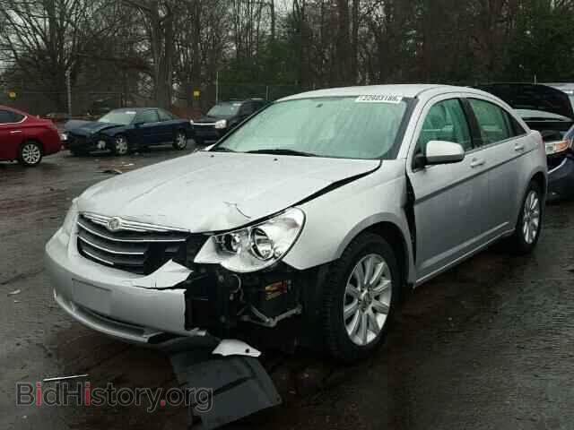 2010 CHRYSLER SEBRING - VIN: 1C3CC5FB1AN193018 - Фото 2