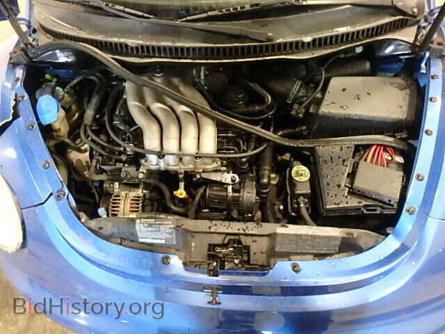 2000 VOLKSWAGEN BEETLE - VIN: 3VWCC21CXYM408858 - Фото 7