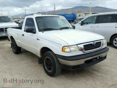 2000 Mazda B2500, белый — VIN 4F4YR12C3YTM27356, Copart