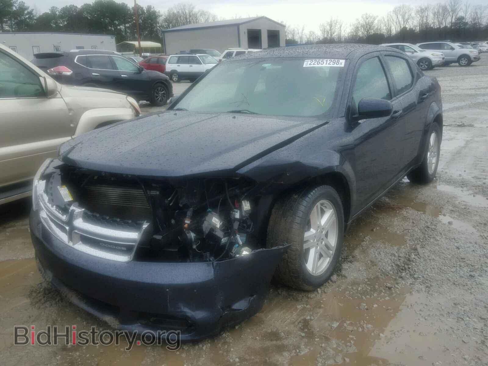 2011 DODGE AVENGER - VIN: 1B3BD1FB0BN584869 - Фото 2