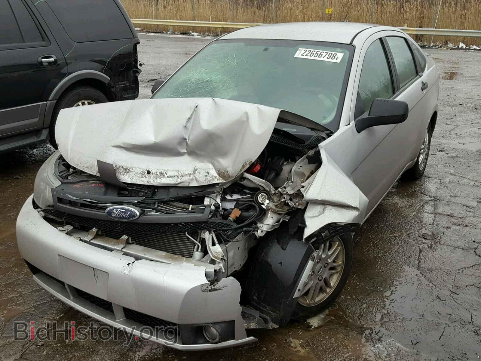 2009 FORD FOCUS - VIN: 1FAHP35N79W270735 - Фото 2