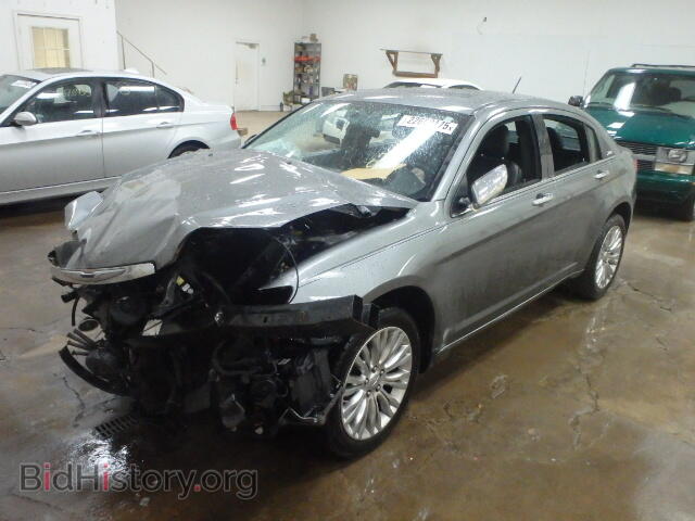 2011 CHRYSLER 200 - VIN: 1C3BC2FB8BN579950 - Фото 2