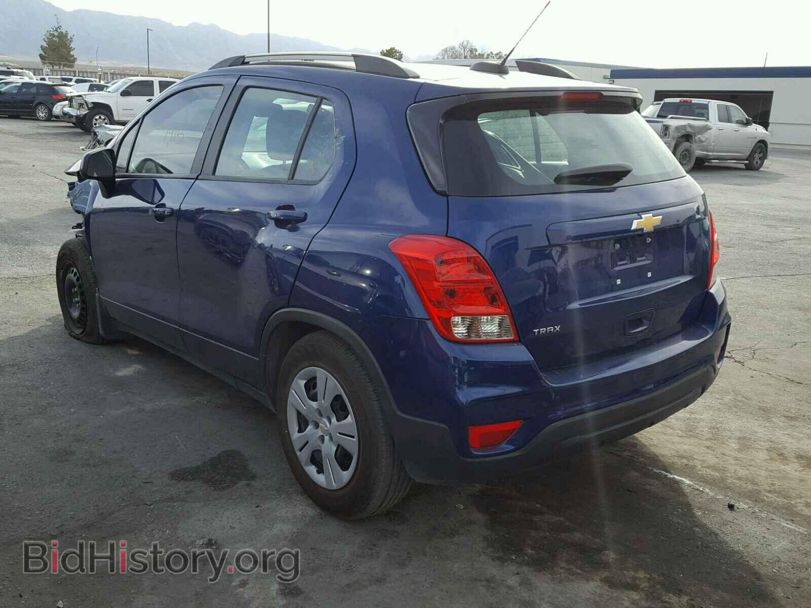 2017 CHEVROLET TRAX - VIN: 3GNCJKSB9HL152871 - Фото 3