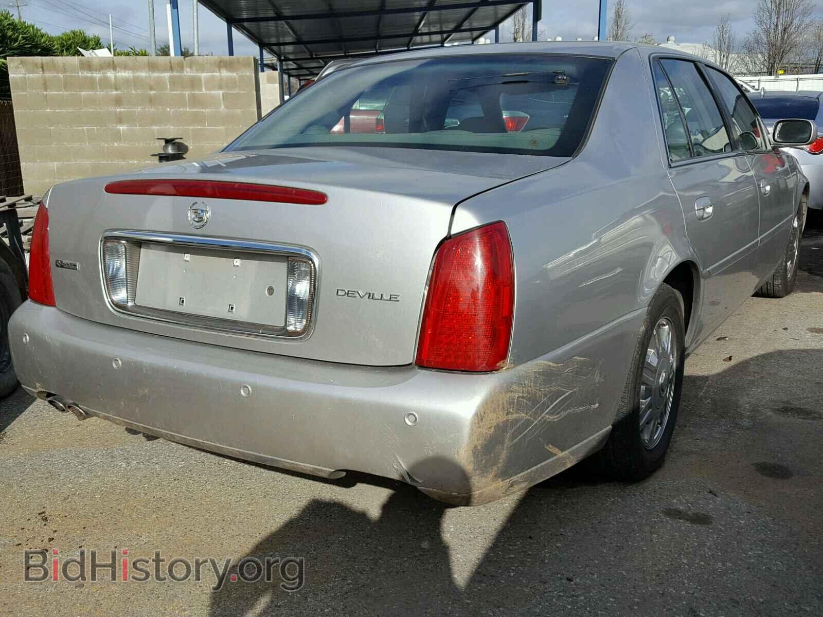 2004 CADILLAC DEVILLE - VIN: 1G6KD54Y54U225901 - Photo 4