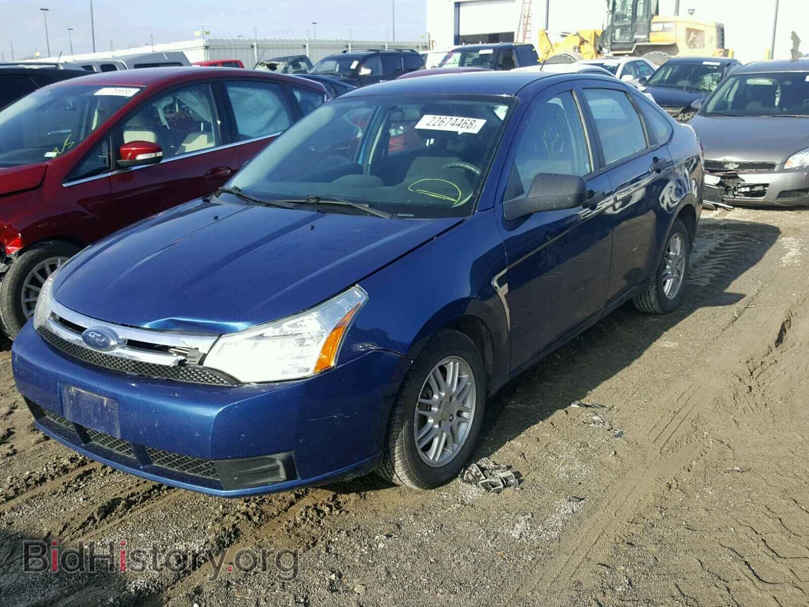 2008 FORD FOCUS - VIN: 1FAHP35N08W143792 - Фото 2