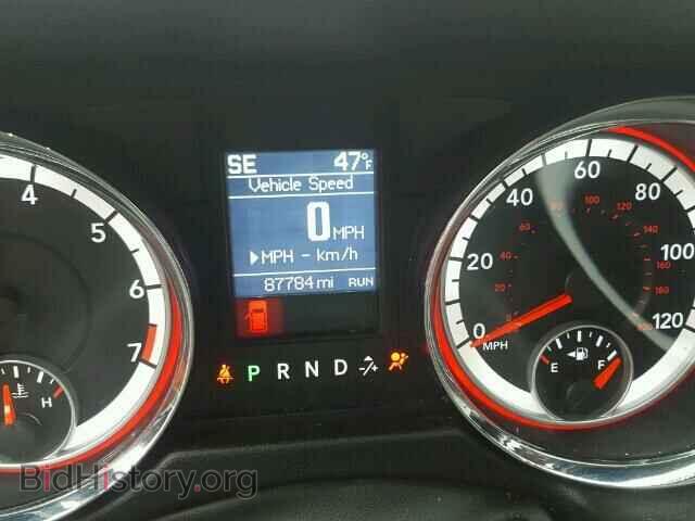 2011 DODGE CARAVAN - VIN: 2D4RN5DG0BR657048 - Фото 8