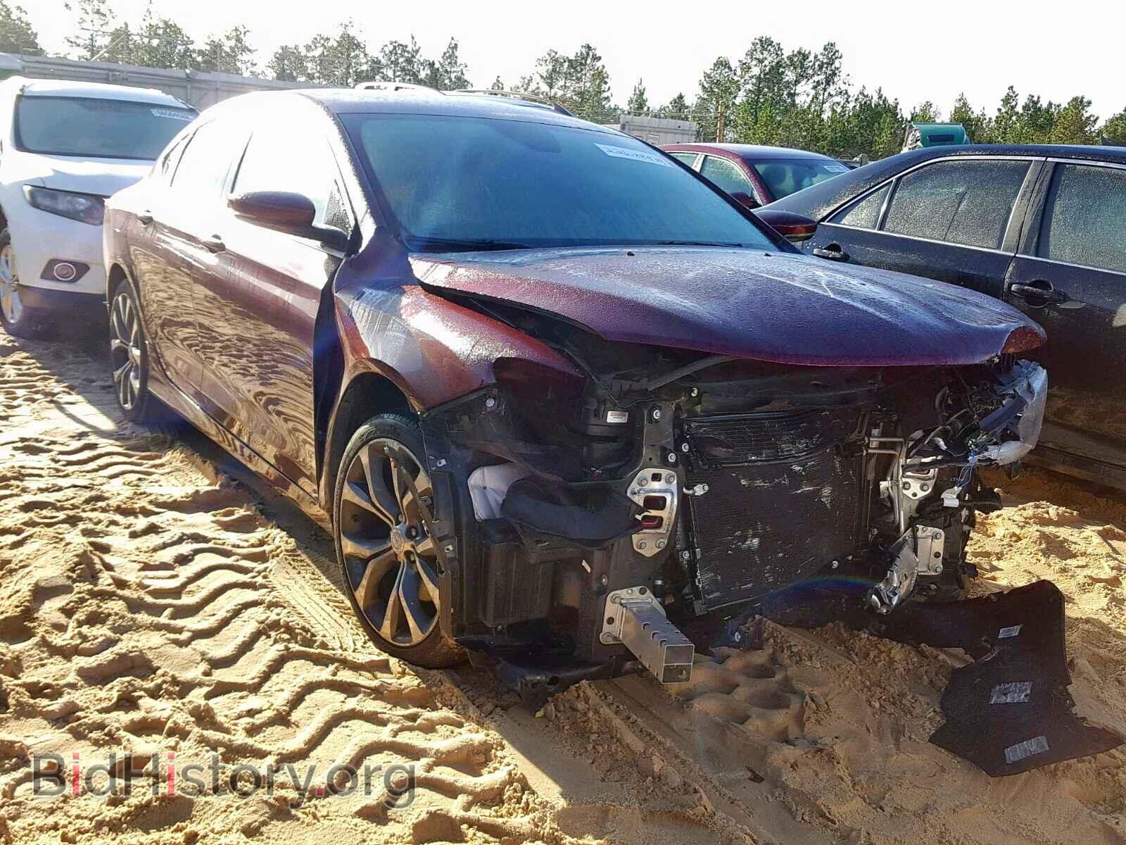 Photo  - CHRYSLER 200 2015