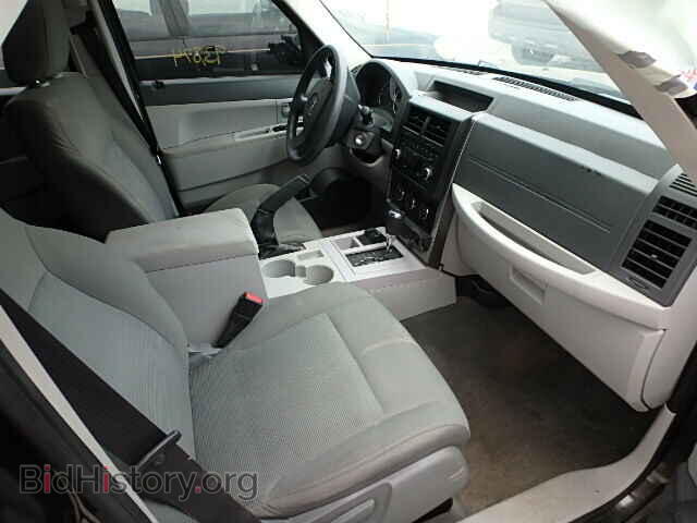 2008 JEEP LIBERTY - VIN: 1J8GN28K78W202028 - Фото 5