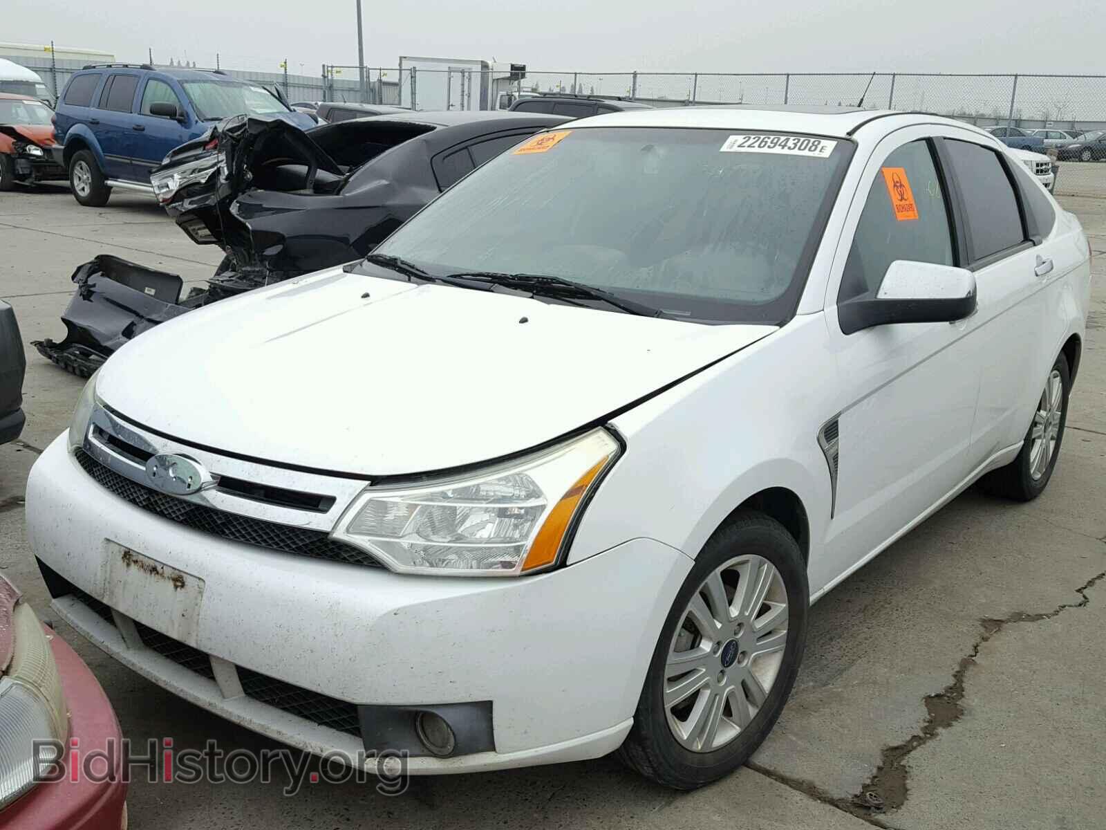 2008 FORD FOCUS - VIN: 1FAHP35N58W176500 - Фото 2