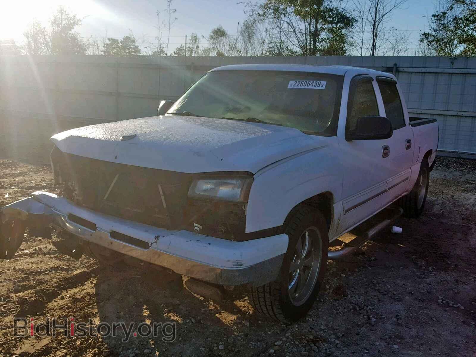 2006 CHEVROLET SILVERADO - VIN: 2GCEC13T661237016 - Photo 2