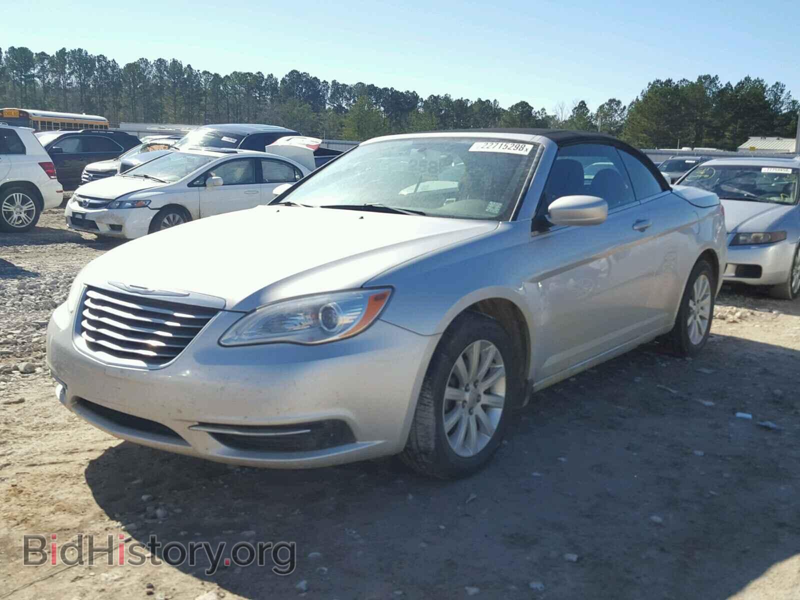 2012 CHRYSLER 200 - VIN: 1C3BCBEB7CN169210 - Фото 2