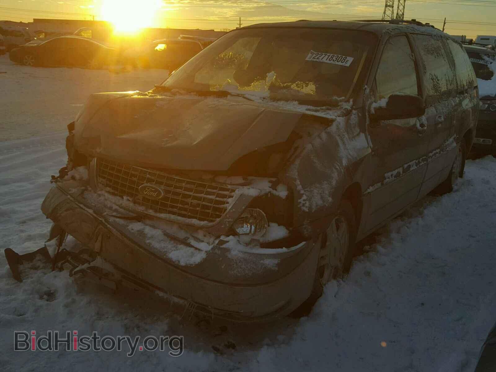 2004 FORD FREESTAR - VIN: 2FMDA58204BA63522 - Фото 2