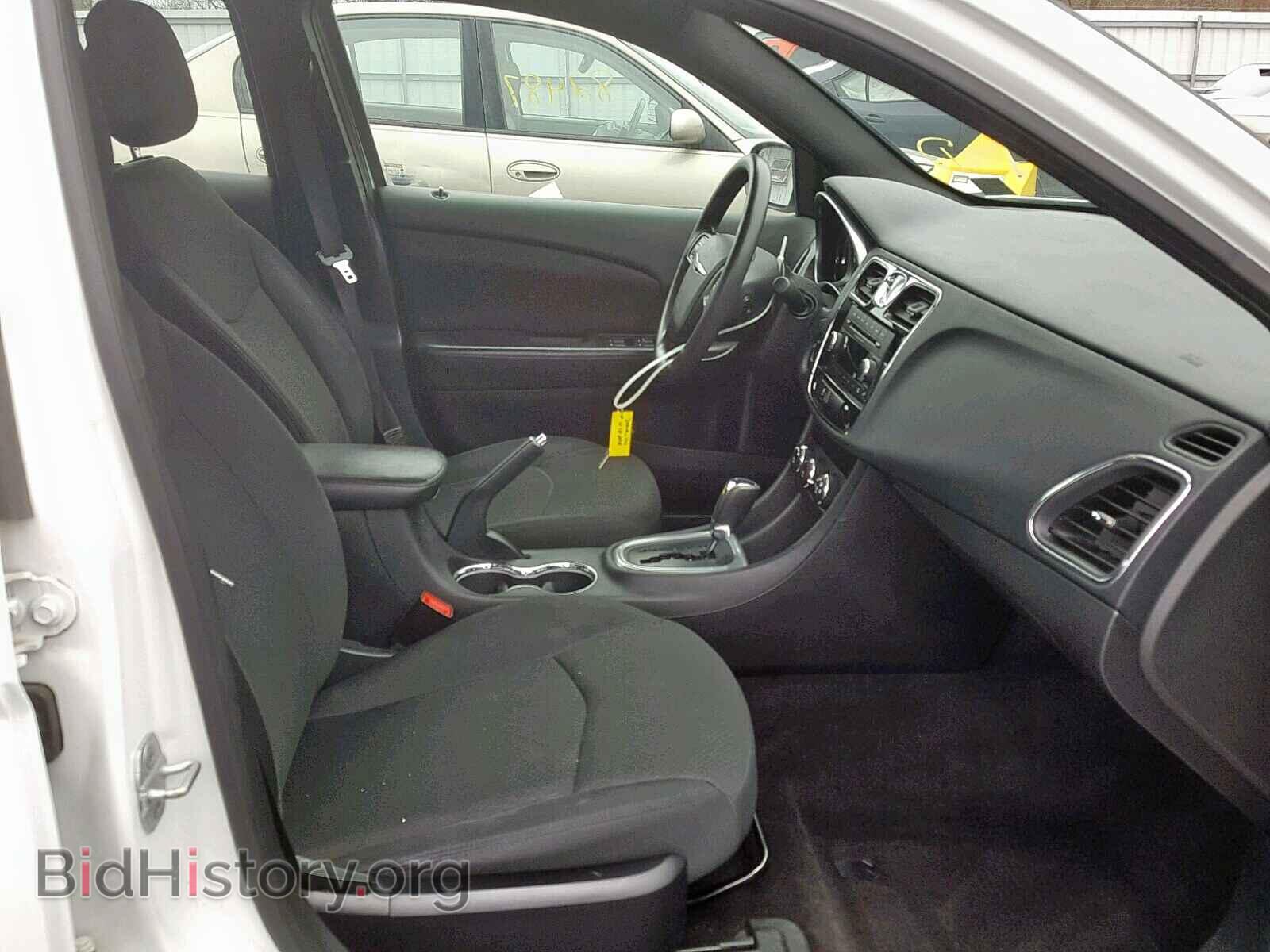 2012 CHRYSLER 200 - VIN: 1C3CCBAB9CN104658 - Фото 5