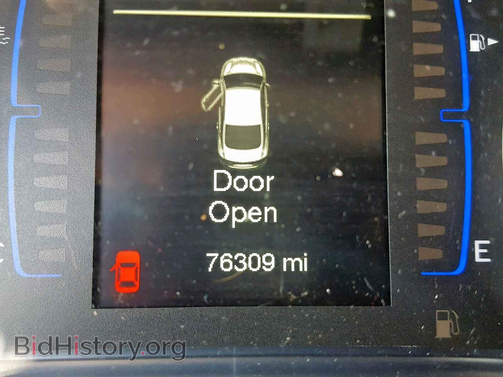 2016 CHRYSLER 200 - VIN: 1C3CCCAB0GN136667 - Photo 8