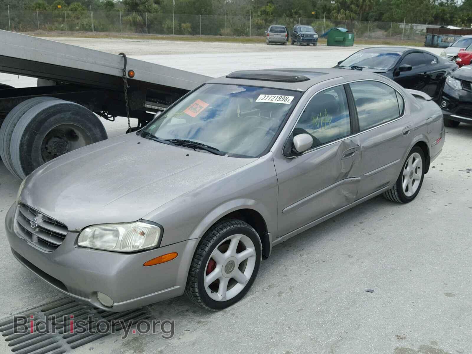 2000 NISSAN MAXIMA - VIN: JN1CA31A1YT015221 - Фото 2