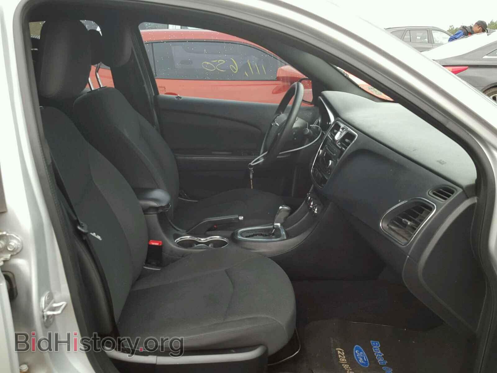 2012 CHRYSLER 200 - VIN: 1C3CCBAB1CN155829 - Фото 5