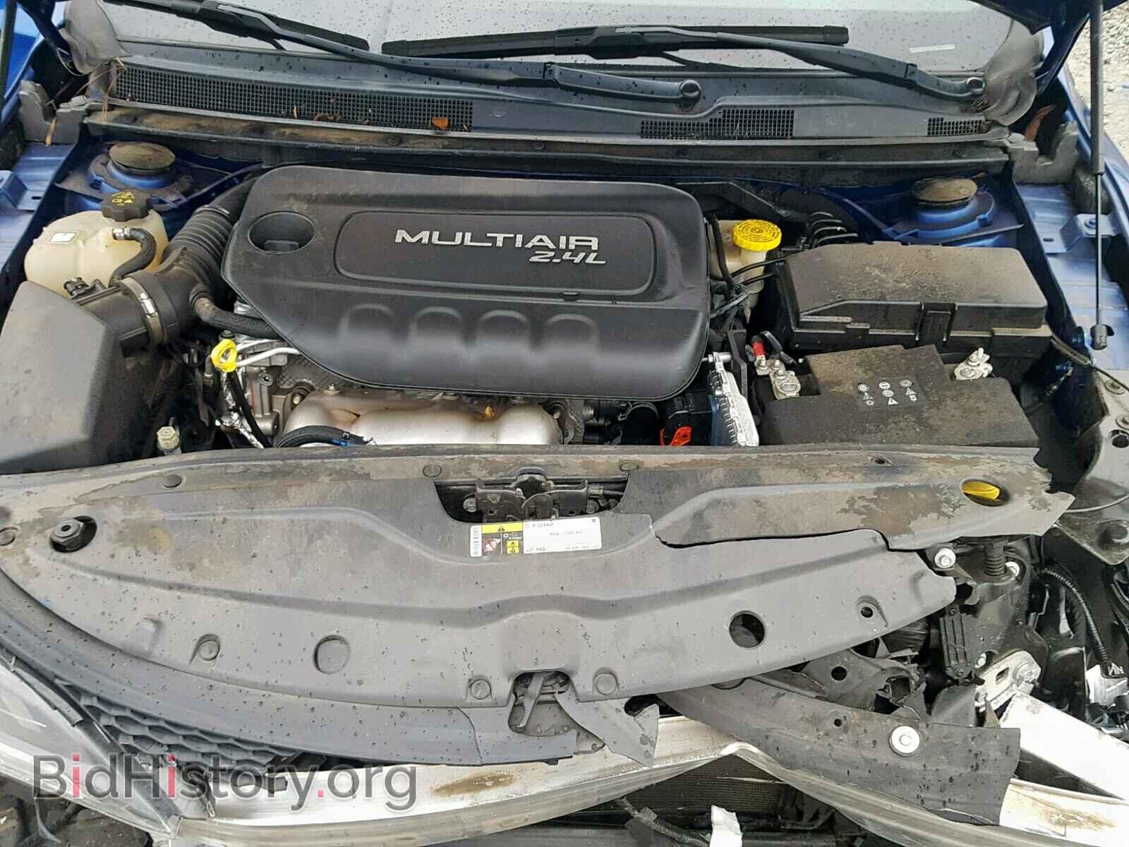 2016 CHRYSLER 200 - VIN: 1C3CCCAB0GN106990 - Фото 7
