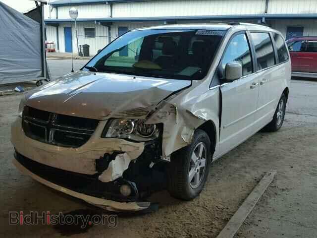 2011 DODGE CARAVAN - VIN: 2D4RN5DG2BR660243 - Photo 2