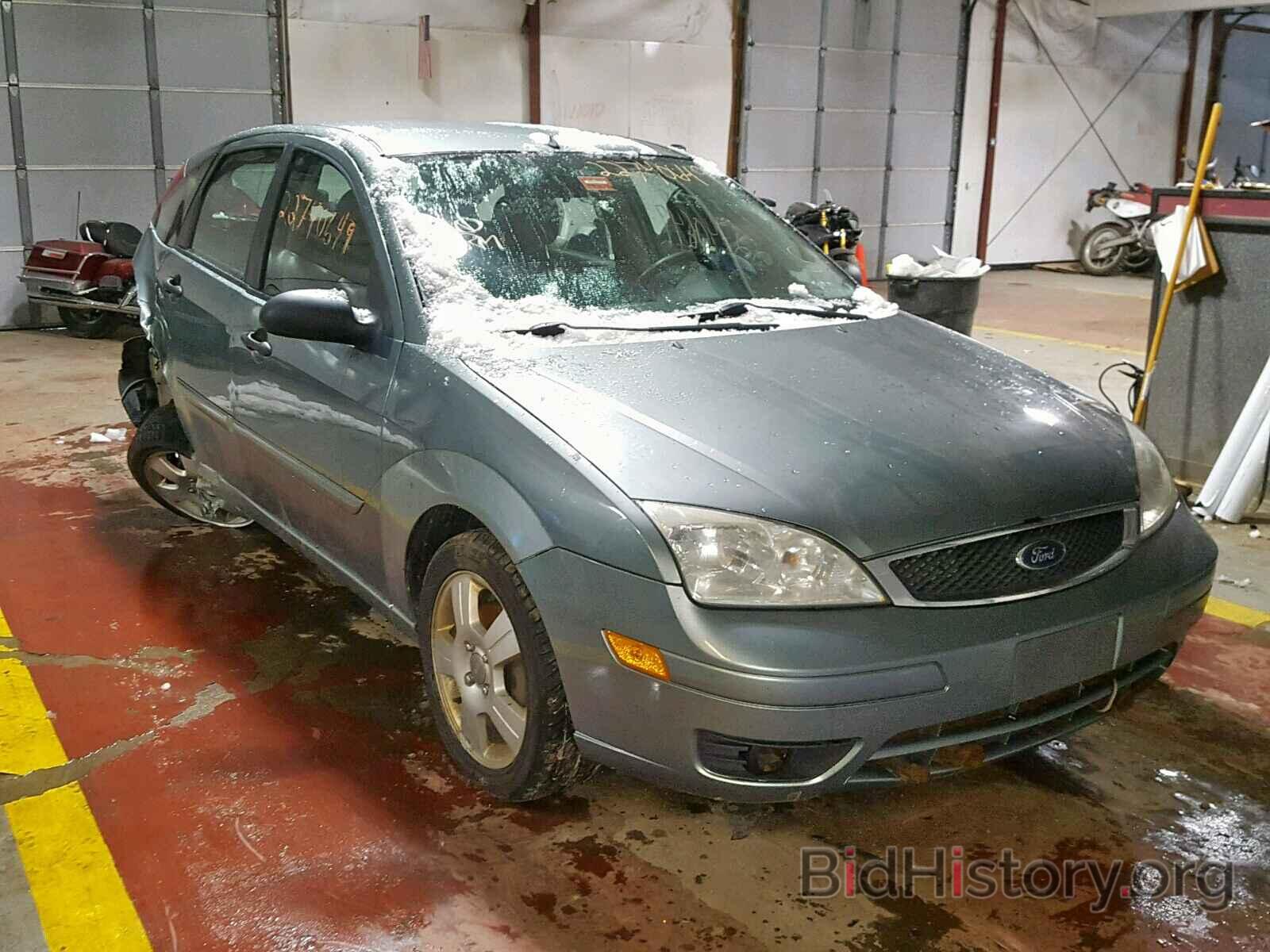 Photo 3FAFP37N15R126289 - FORD FOCUS 2005