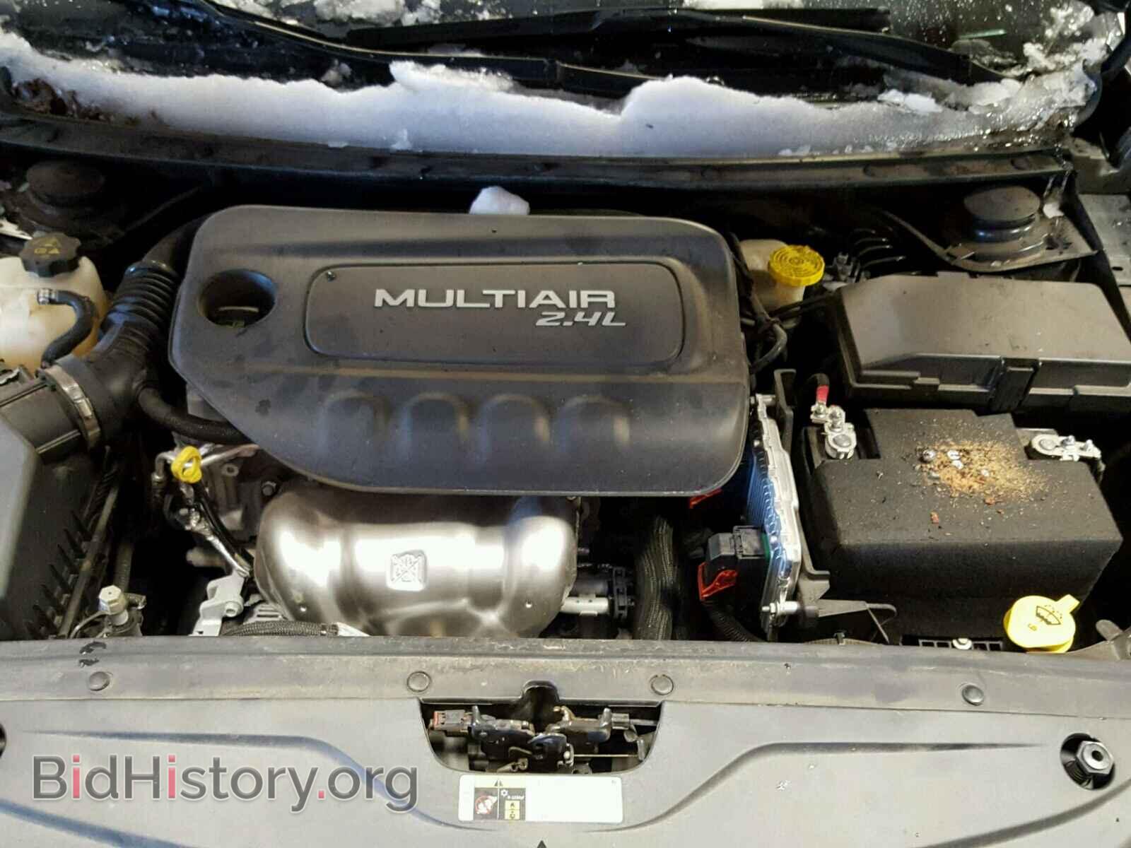 2016 CHRYSLER 200 - VIN: 1C3CCCAB7GN184909 - Фото 7
