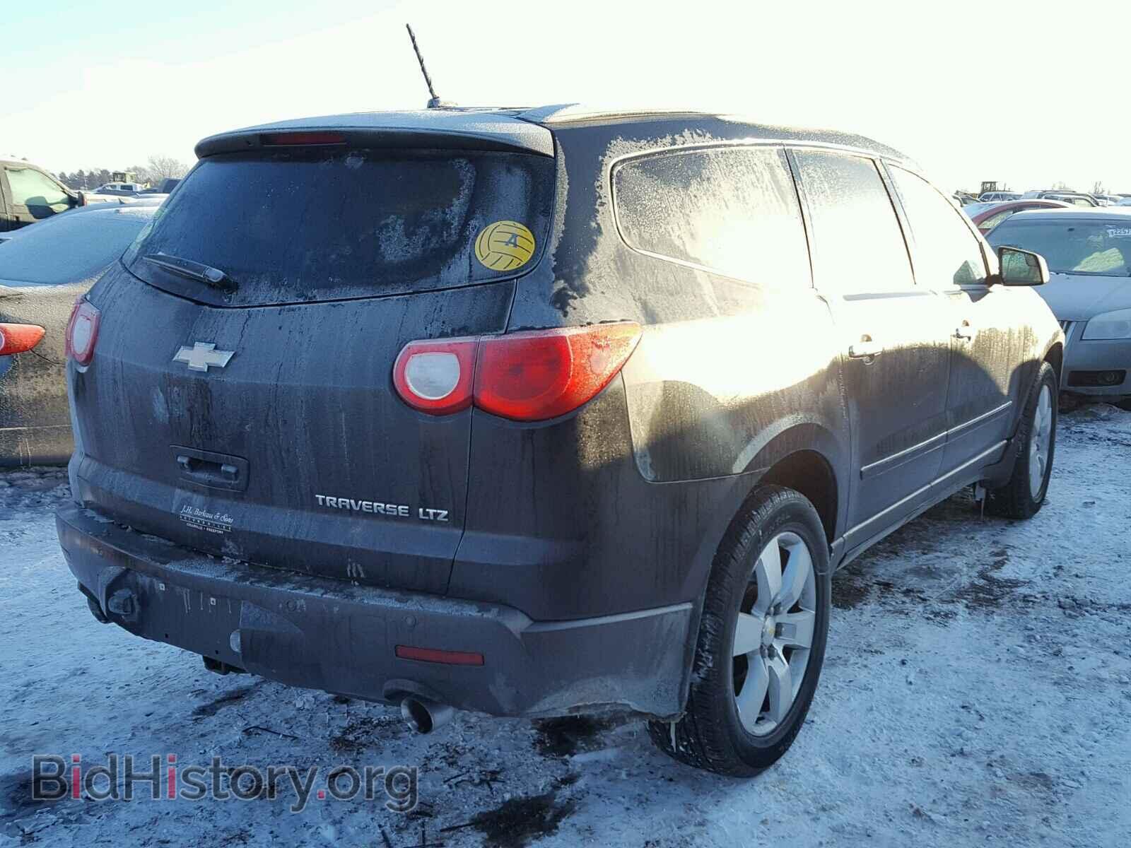 2011 CHEVROLET TRAVERSE - VIN: 1GNKRLED1BJ300825 - Photo 4