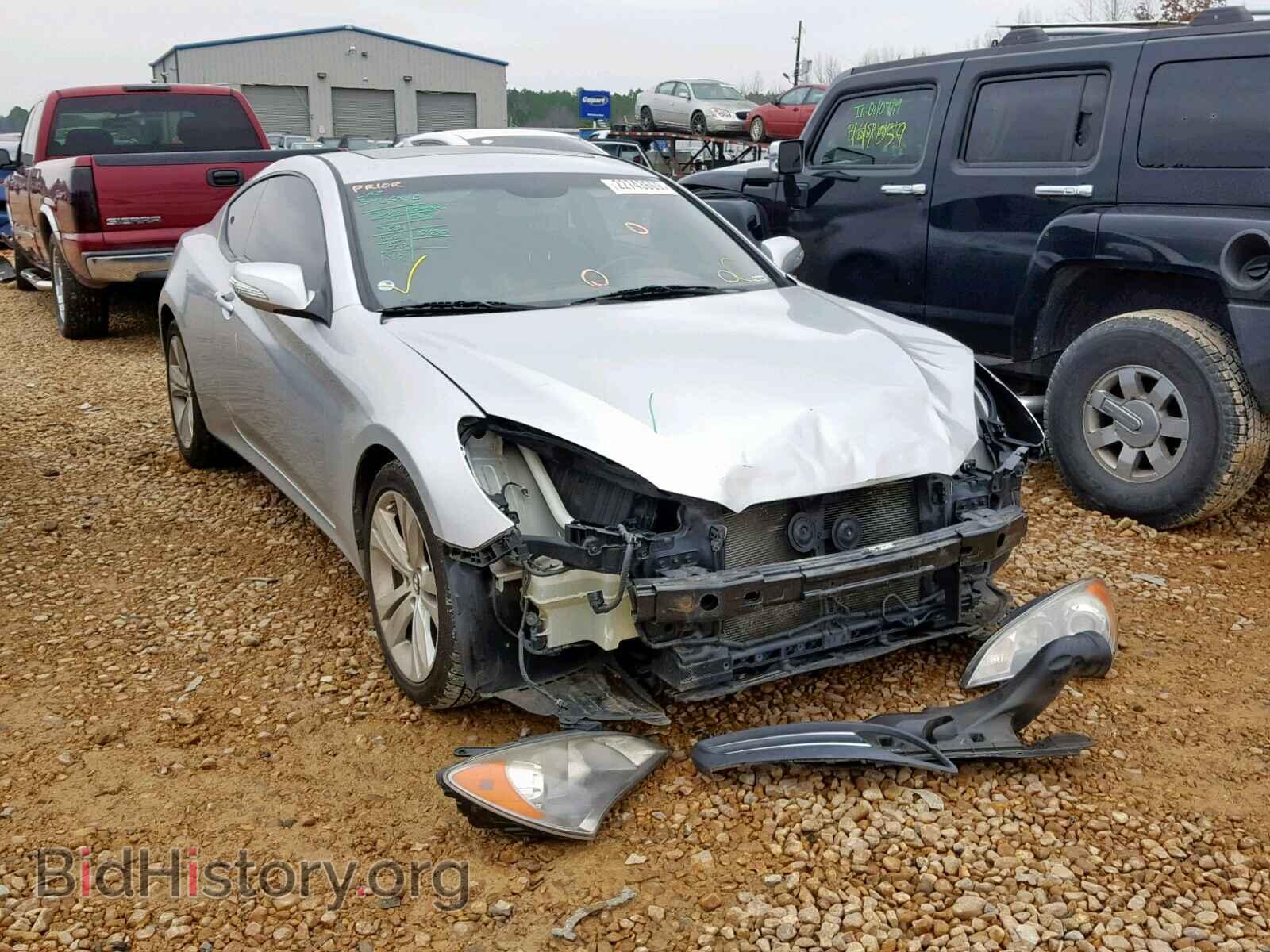 Photo KMHHU6KH9AU018449 - HYUNDAI GENESIS 2010