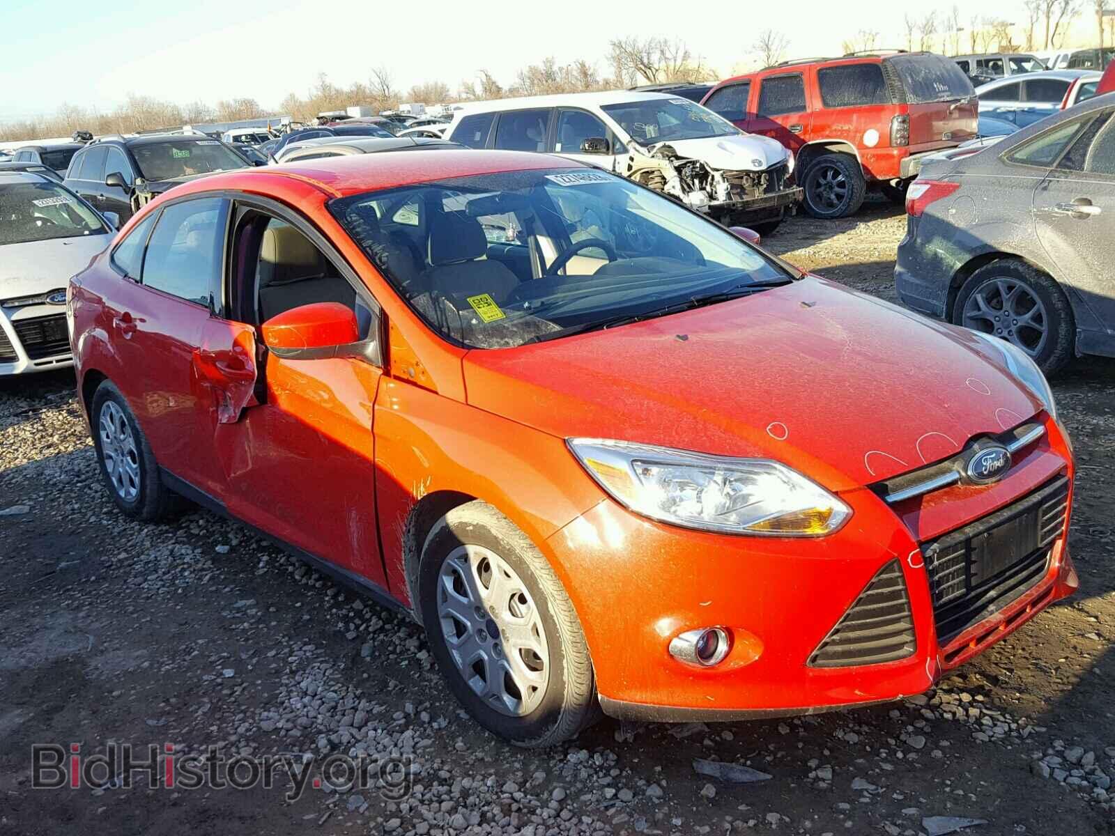 Photo 1FAHP3F24CL466953 - FORD FOCUS 2012