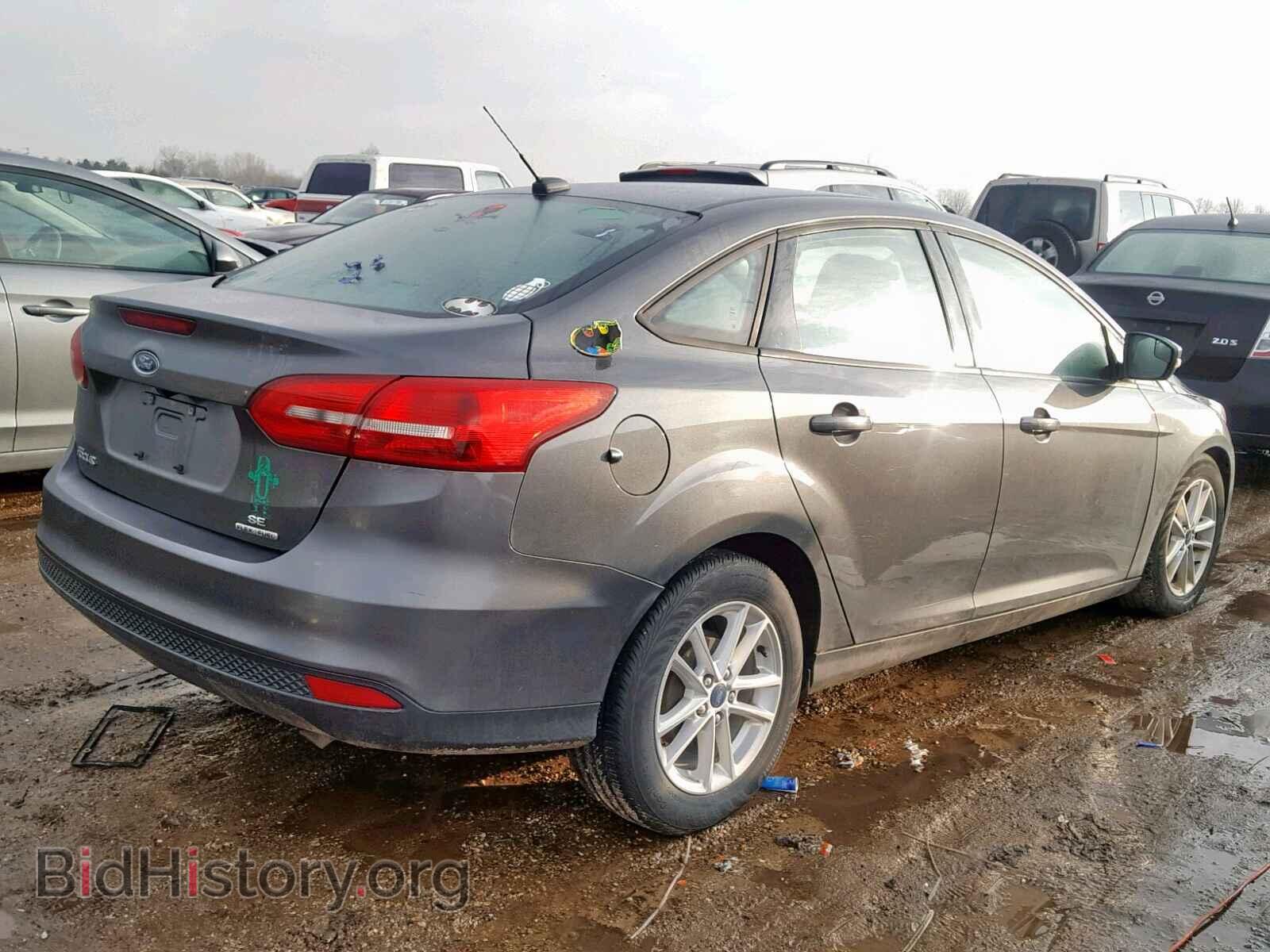 2016 FORD FOCUS SE - VIN: 1FADP3F23GL382465 - Фото 4