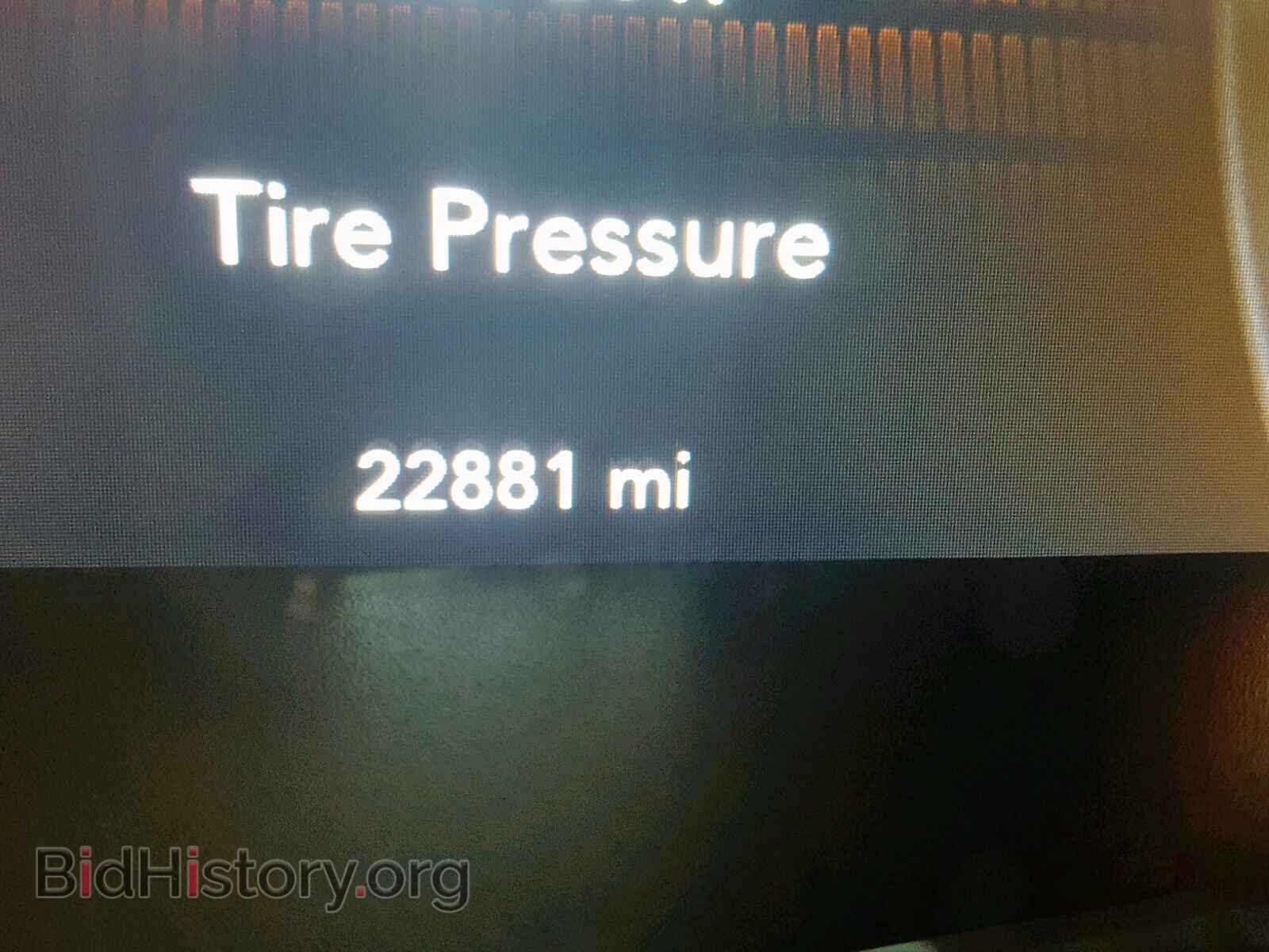 2017 DODGE CHALLENGER - VIN: 2C3CDZAG0HH613832 - Фото 8