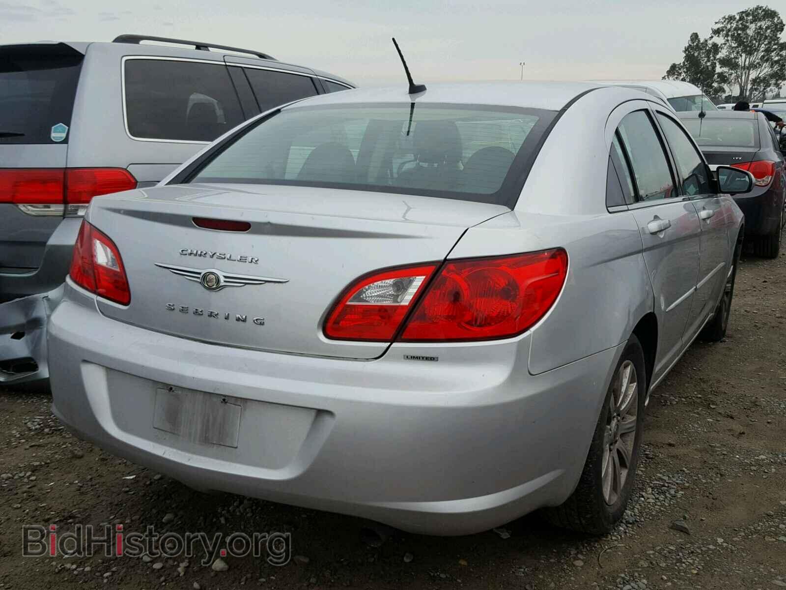 2010 CHRYSLER SEBRING - VIN: 1C3CC5FD8AN157165 - Photo 4