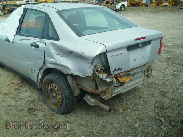 2005 FORD FOCUS - VIN: 1FAFP34NX5W151709 - Фото 10