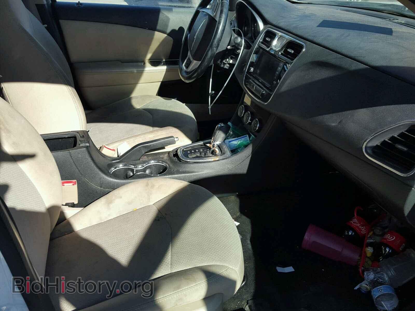 2012 CHRYSLER 200 - VIN: 1C3CCBBB0CN142827 - Фото 5