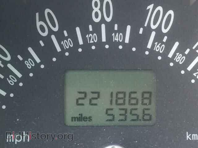 2000 VOLKSWAGEN BEETLE - VIN: 3VWDD21C9YM422994 - Фото 8
